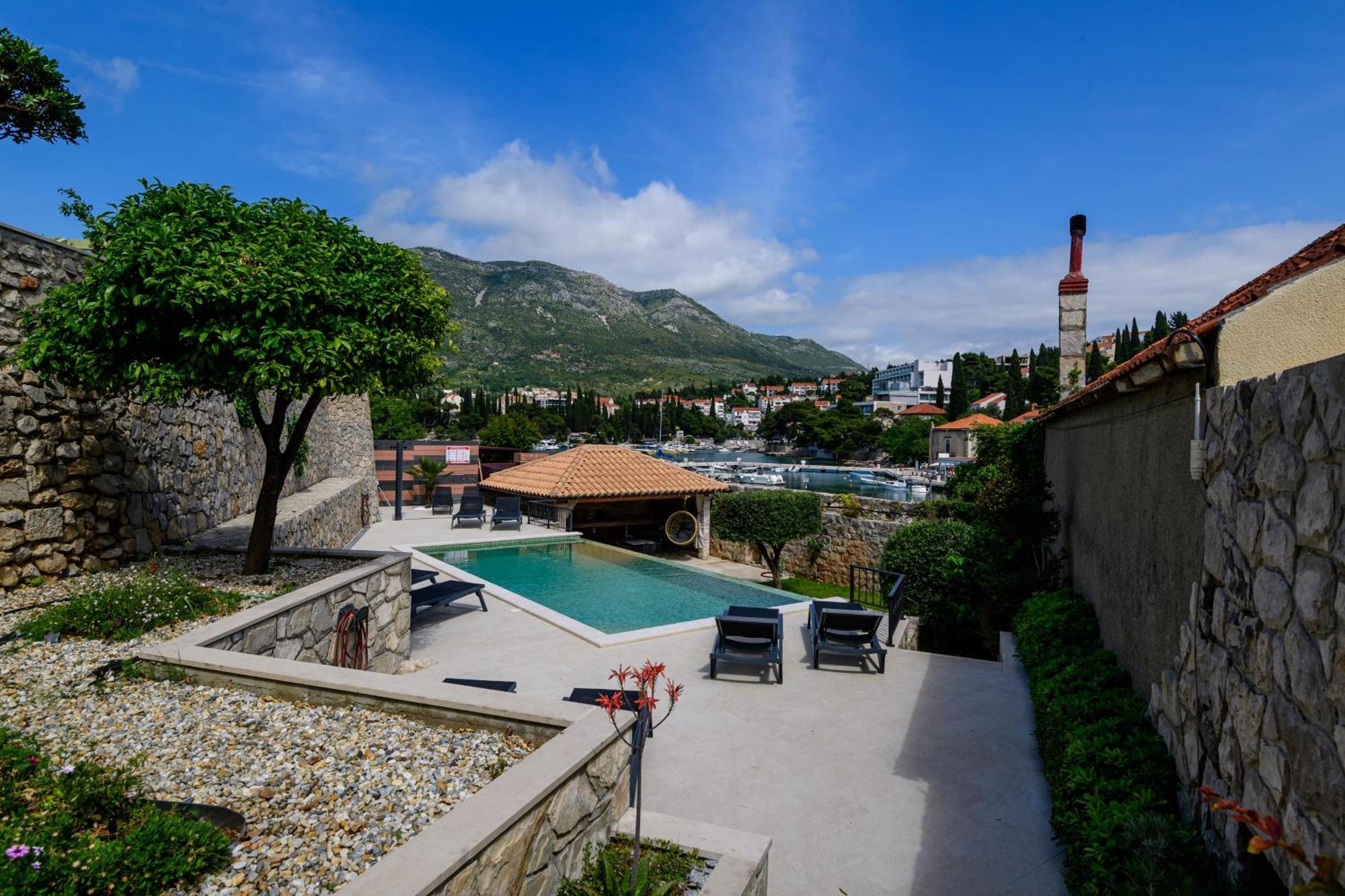 Apartments Kralj Ana Cavtat Exterior photo