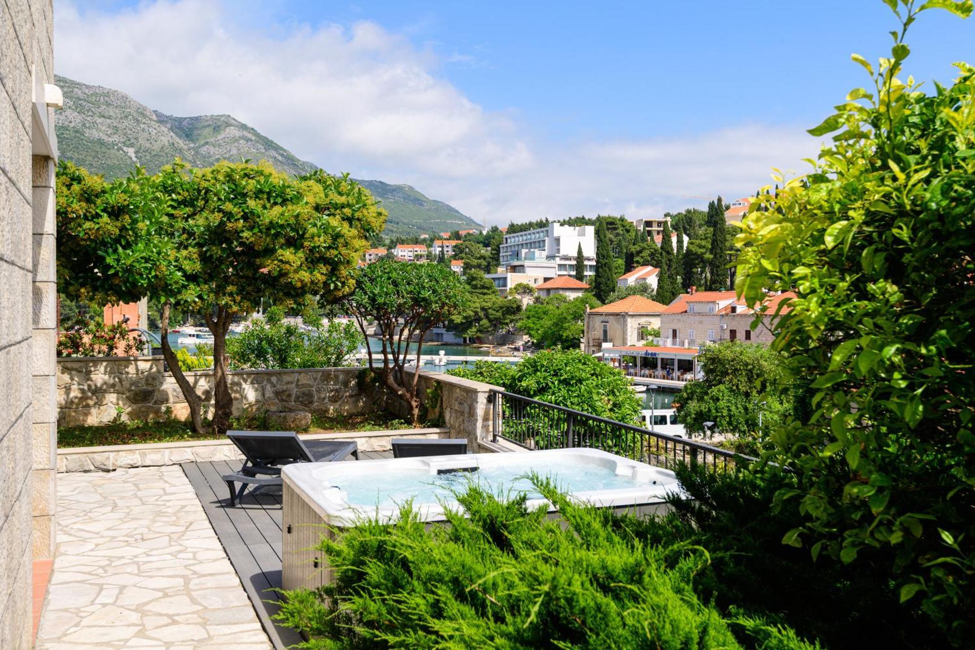 Apartments Kralj Ana Cavtat Exterior photo